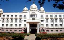 Courses offered in Sri Devaraj Medical College